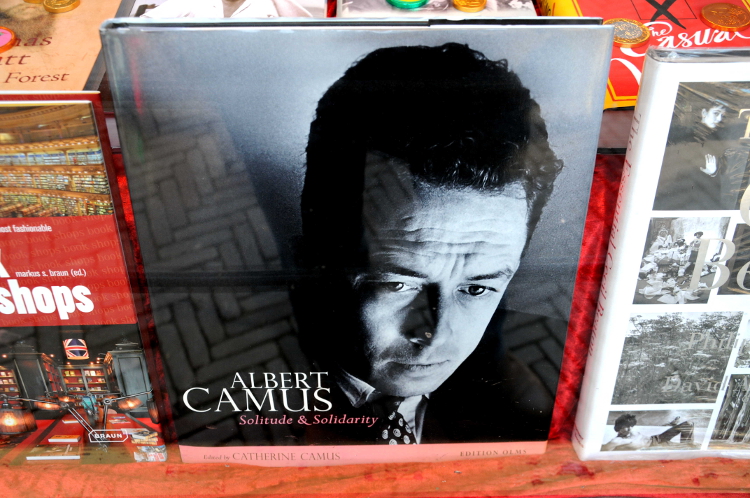 albert-camus-750